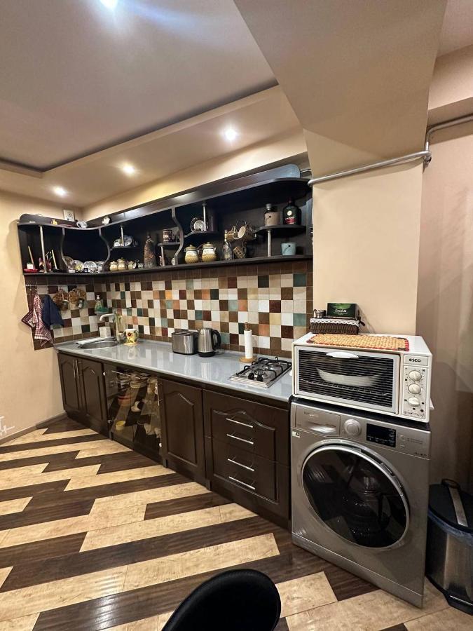 Studio Apartment Little Center, Heart Of Erivan Exterior foto